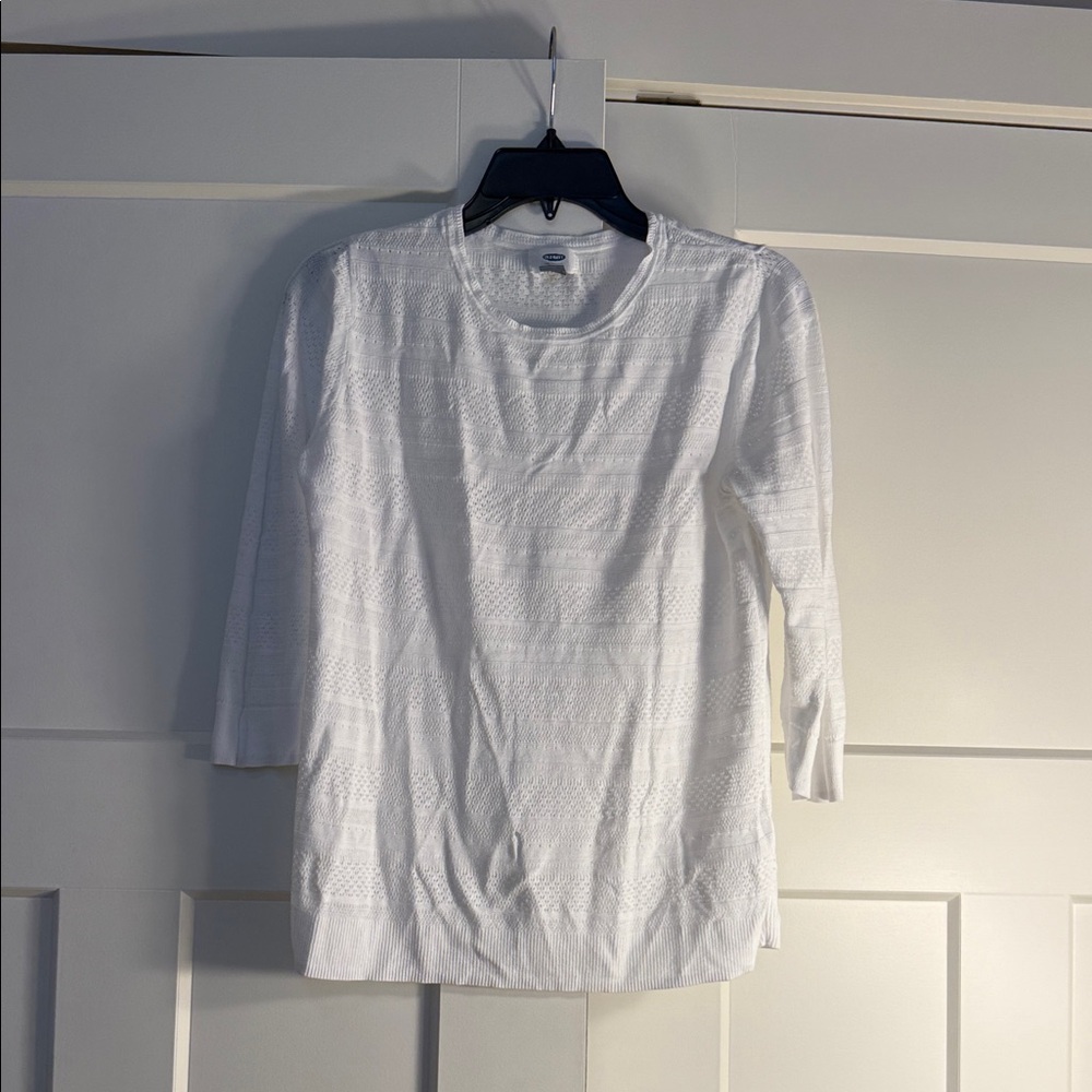 White 3/4 Sleeve Lightweight Sweater. Perfect for spring/summer!